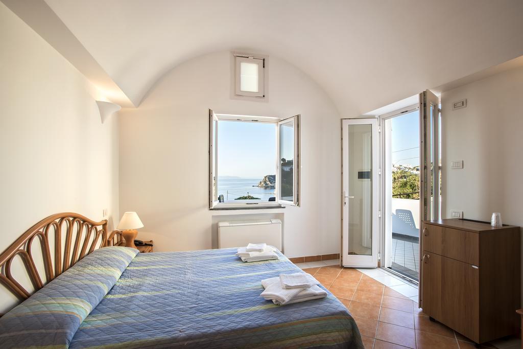 Hotel Villaggio Dei Pescatori Πόντσα Εξωτερικό φωτογραφία